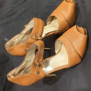 Michael Kors Camel Peep Toe Pumps